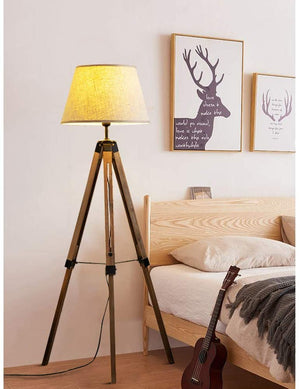 Cipiri - Rustic Tripod Floor Lamp