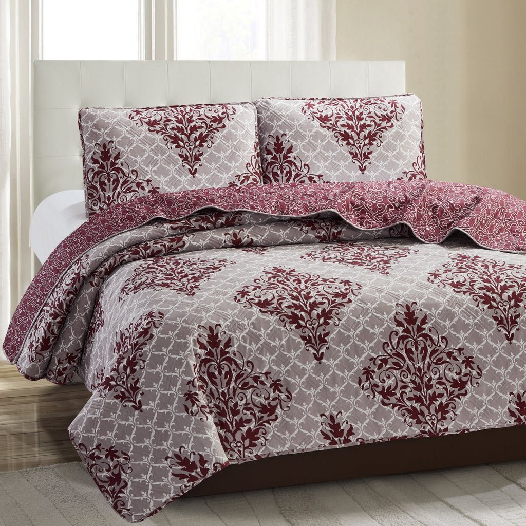 Maroon Juliet - Three Piece Quilt Set