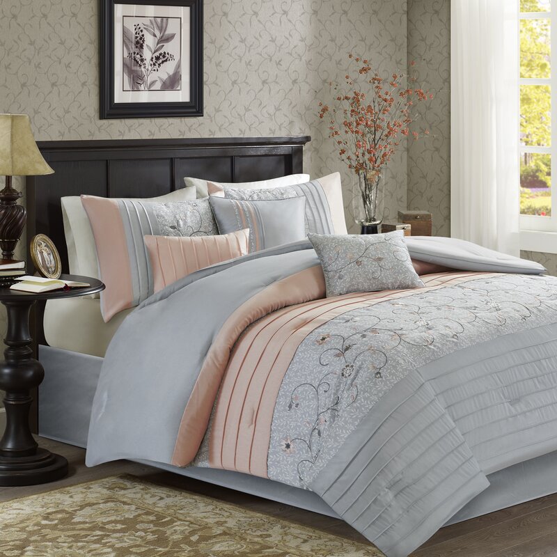 Raheem Comforter Set