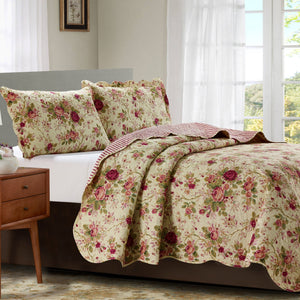 Suzy Rose - Three Piece Quilt Set