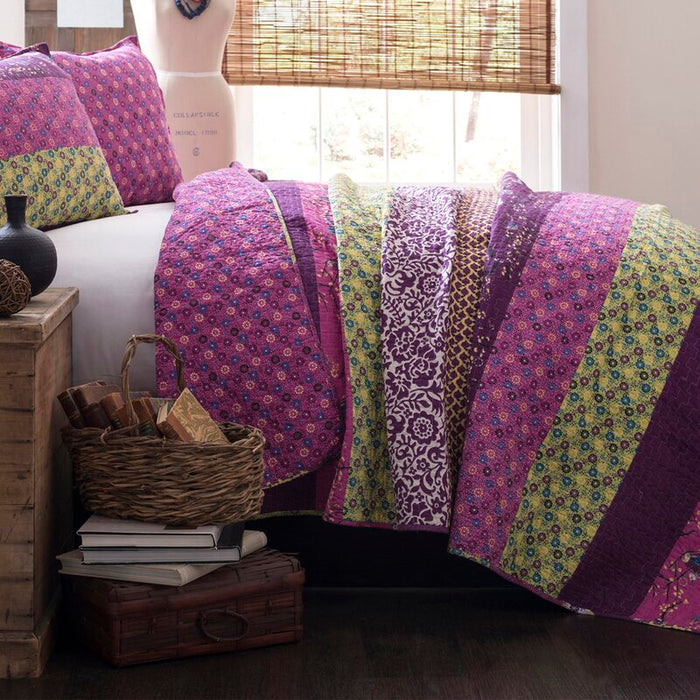 Somerton 3 Piece Reversible Quilt Set